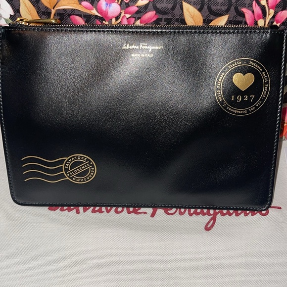 Salvatore Ferragamo Nylon Tote Bag -NWT - Picture 9 of 14